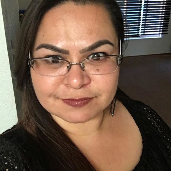 Meet your Posher, Felicia - Picture 1 of 1